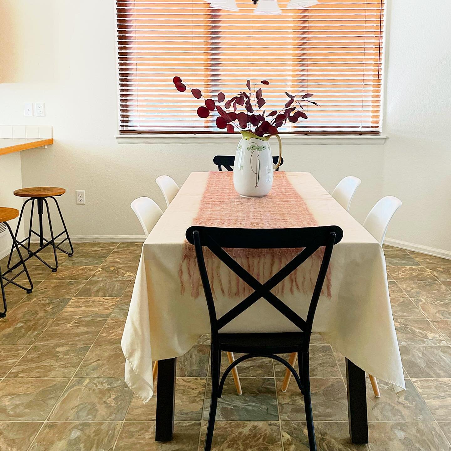 I hope you had a wonderful Thanksgiving surrounded by the ones you love. This sweet little eat-in kitchen that I staged in Wellington is ready for family, friends and fun! Looking for a new place to make new wonderful memories? This could be the plac