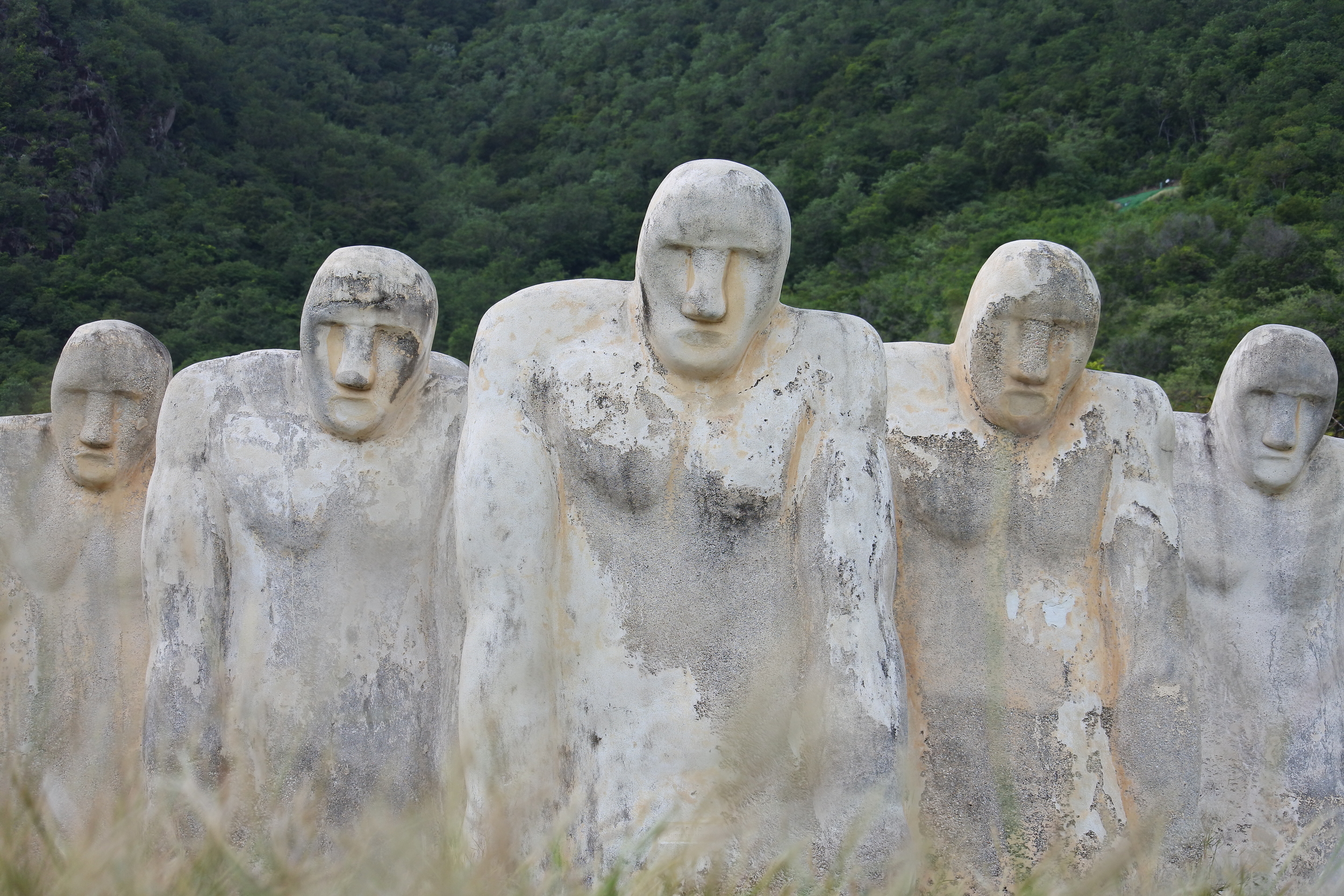 The memorial was completed in 1998, the 150th anniversary of slave emancipation in the French West Indes.