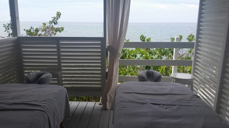 New scenery can help reignite any relationship!