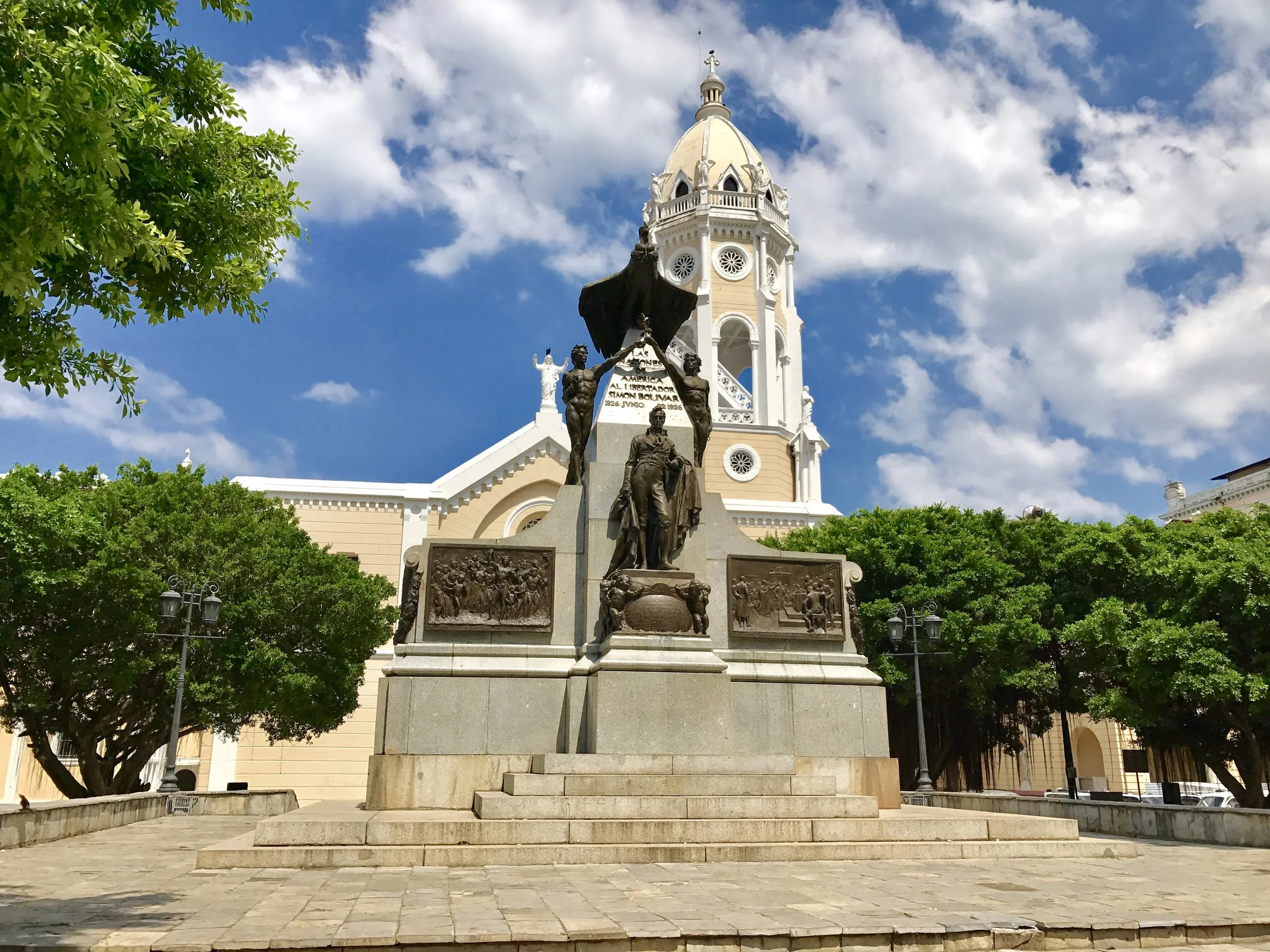 How To Take Advantage of a Long Layover in Panama City