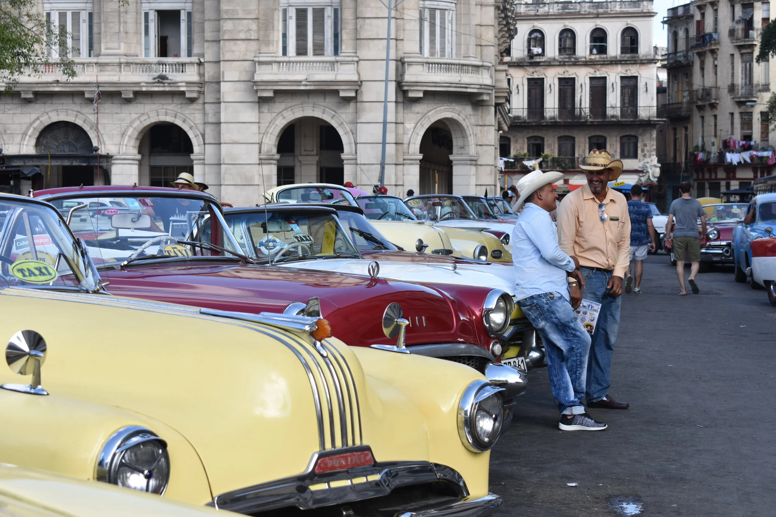 9 of the Best Places to Meet Other Travelers in Havana, Cuba