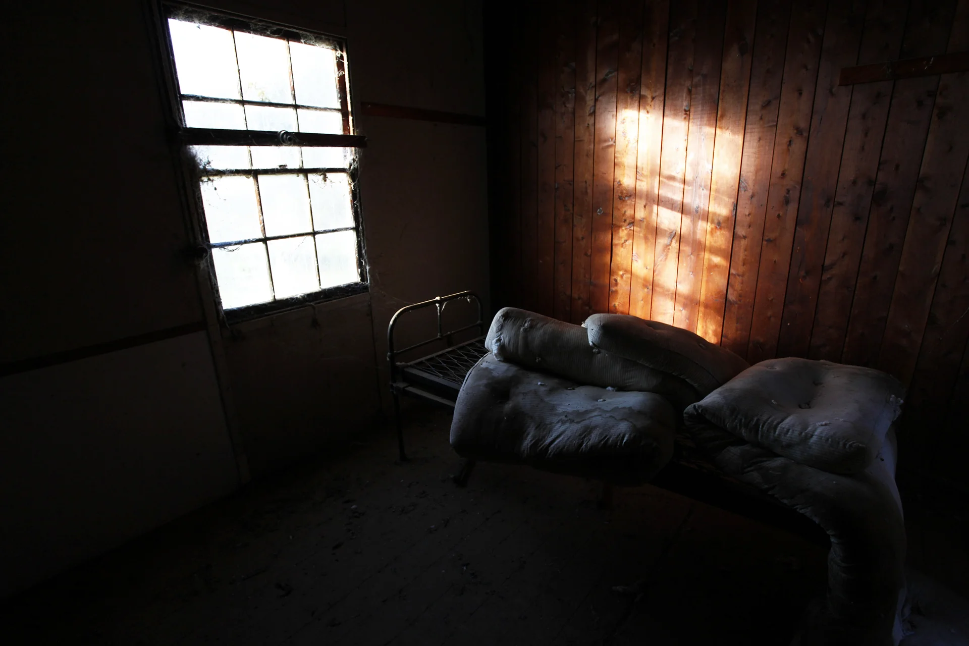 dirty bed_SS.jpg