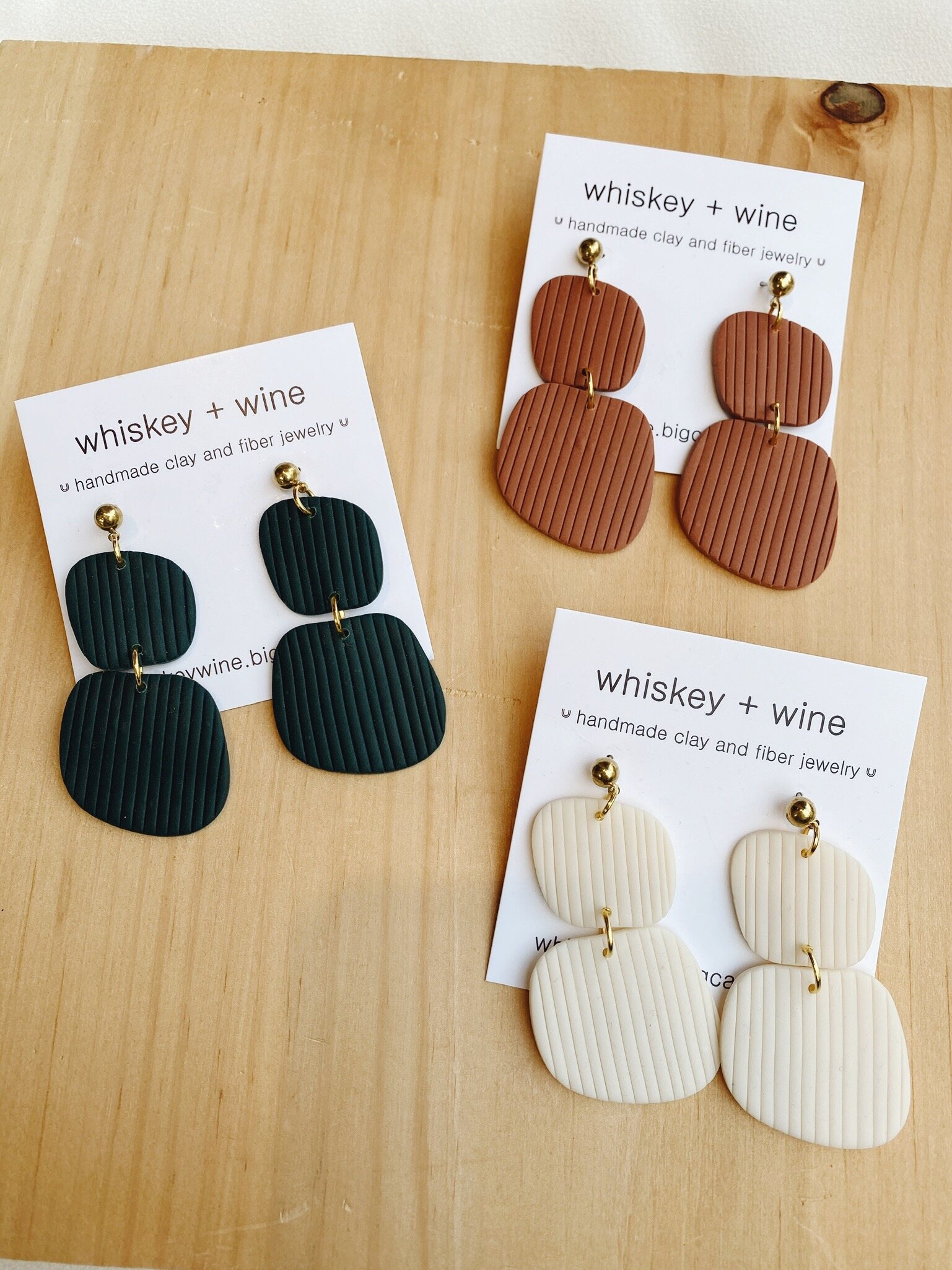 E5859398-694F-4A7F-88B3-DF663A1C5E69