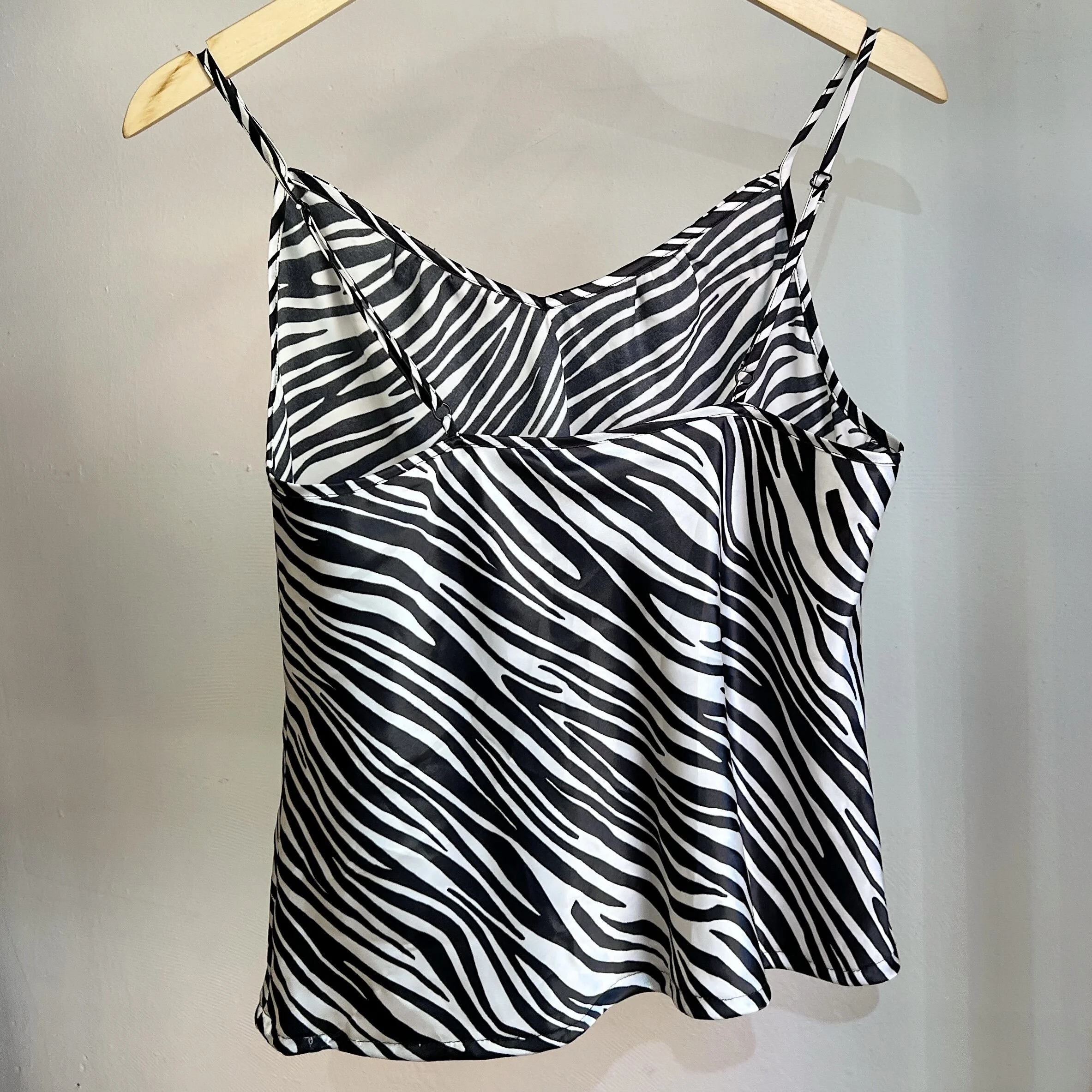 695A55CB-E3C7-47FE-BBF6-C6750456B427