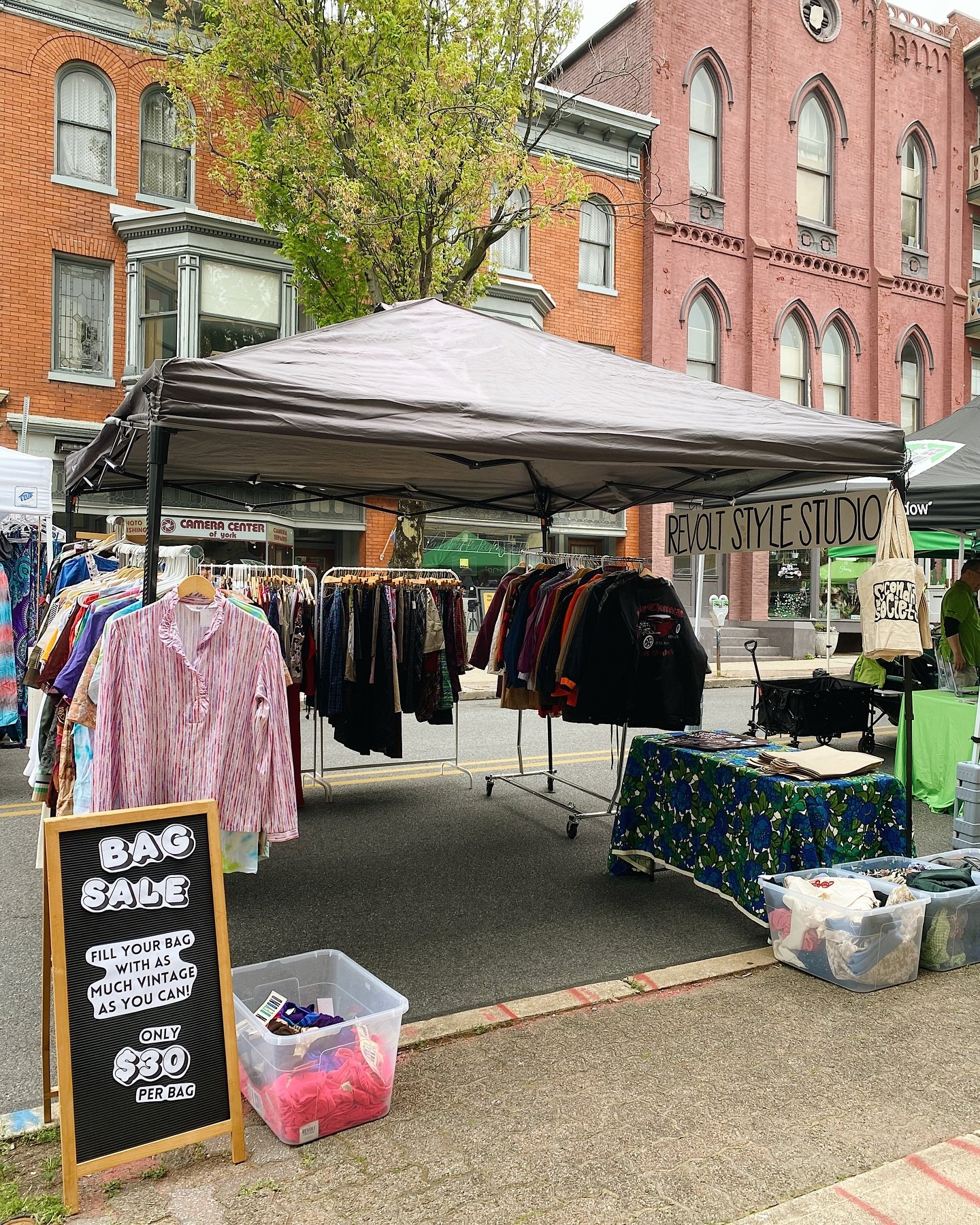 It&rsquo;s BAG SALE time!! Fill a bag for as much vintage as you can for just $30! 🛍️ We&rsquo;re out in front of the shop for Go Green in @downtownyorkpa until 3pm today. 

The shop&rsquo;s also open til 4pm. 👍🏻