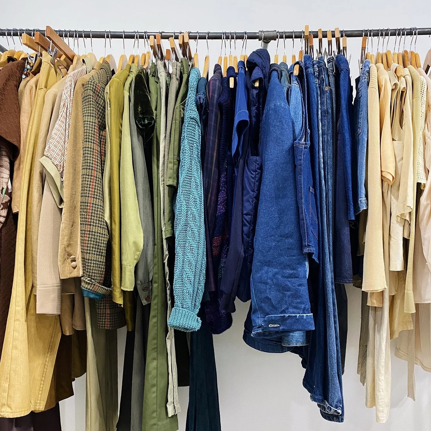 Cozy &amp; warm vibes at the shop today. Grab a latte and come hang. ☕️

Store Hours: Tuesday 10-4, Thursday-Saturday 10-4, &amp; Sunday 10-2.