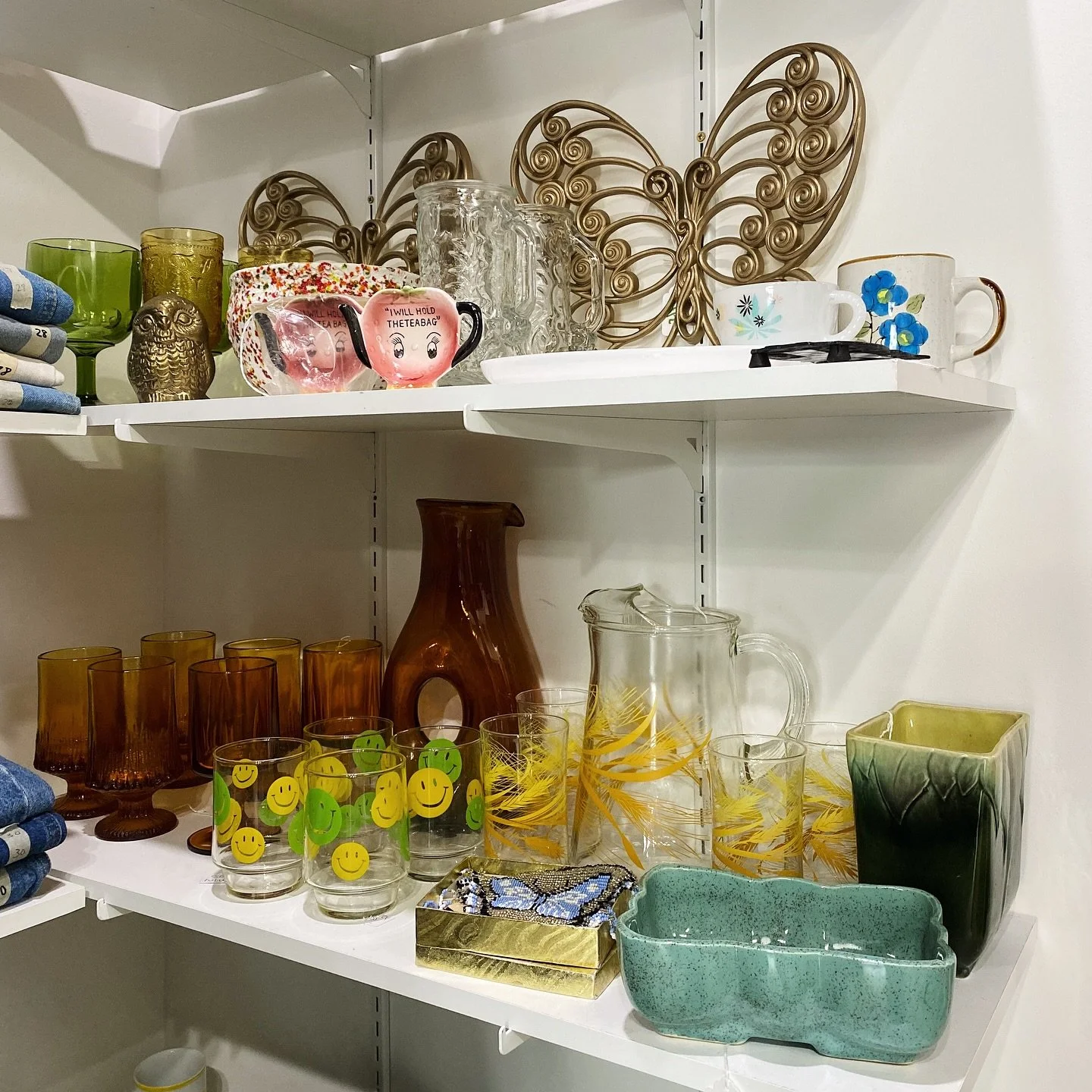 @poppyandastersvtg restock alert‼️ Check out this cutie smiley face glasses set 🙂 just $10 each, or get the whole set of 4 for $40