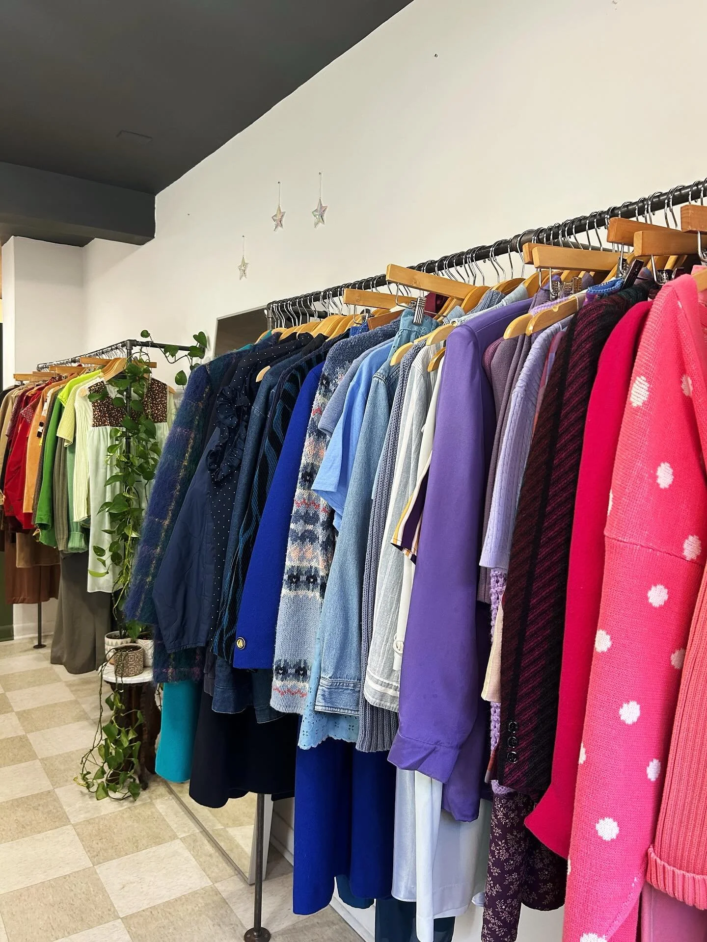 We&rsquo;re open today from 10&ndash;2! ✨Stop by for your last-minute Christmas shopping, we&rsquo;ve got you covered. 🎄 Plus, free gift wrapping with purchase! 🎁