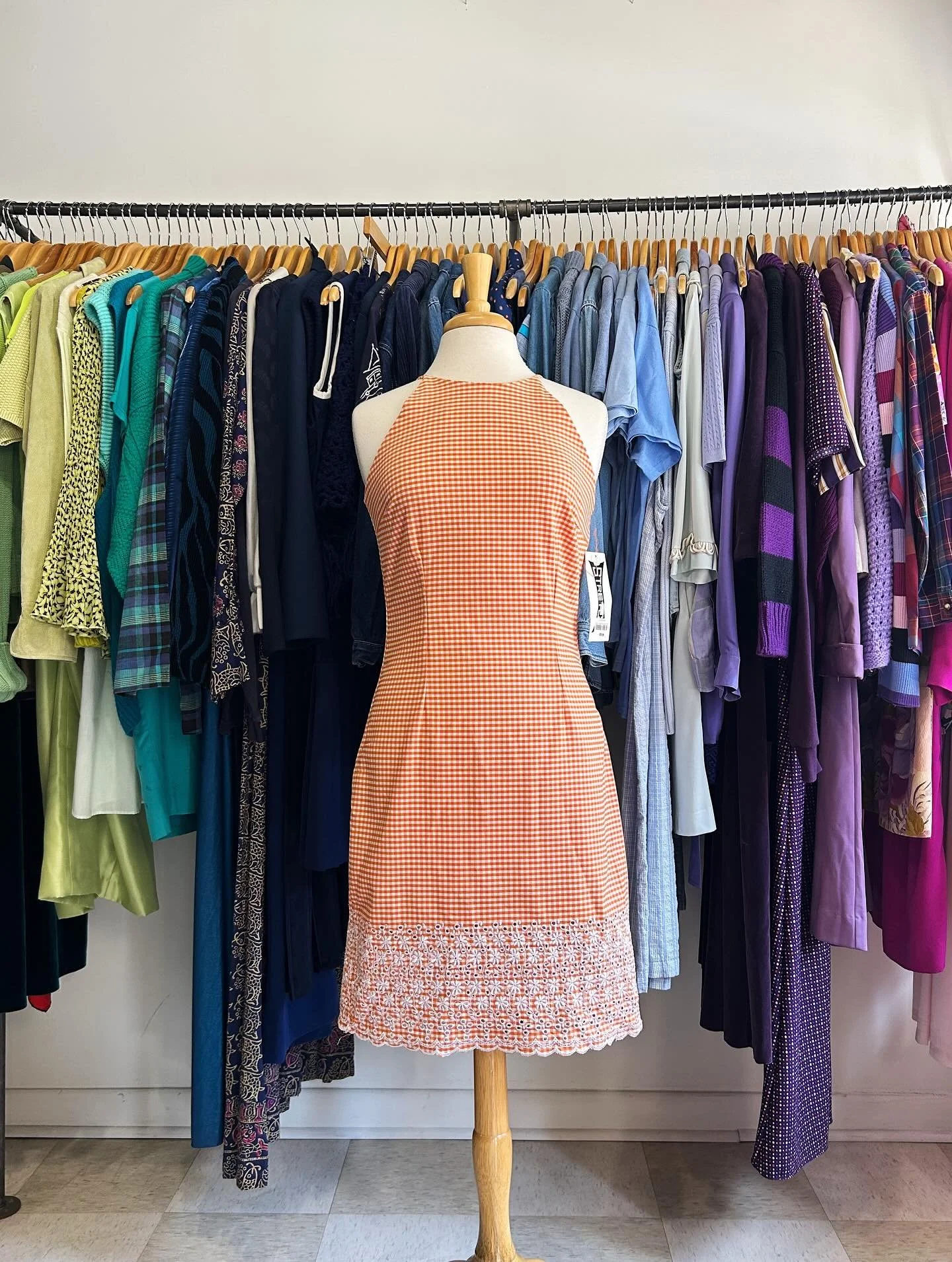 We did new arrivals a little different this week.✨
What do you think??

Come see what&rsquo;s new in-store or shop through our Instagram highlights!🛍️