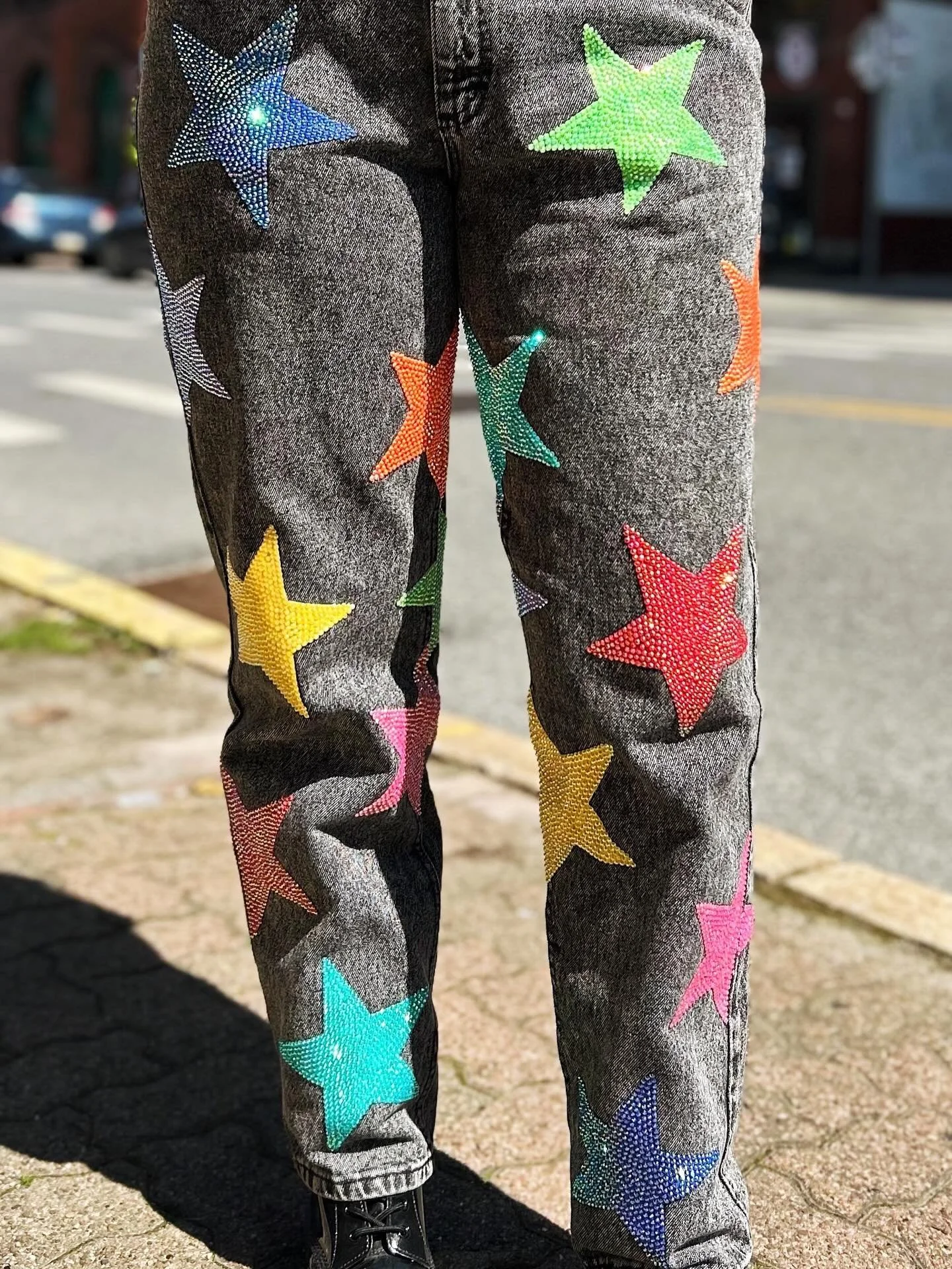 Vintage upcycling status: Elite! ✨Shop Lead at Revolt &amp; BIG FAN of @yelyahwilliams , @mikaylagrundvig.jpg custom made her own RAD AS HELL star rhinestoned vintage jeans for the Hayley Williams concert this week.&nbsp;&nbsp;So first of all, every 