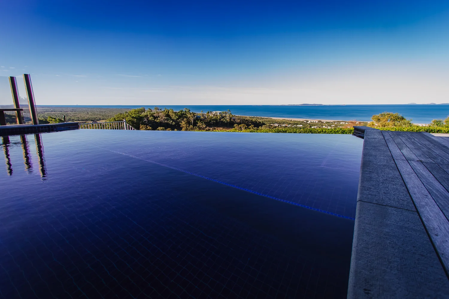 eagle-ridge-retreat-yeppoon_pool_trees.jpg
