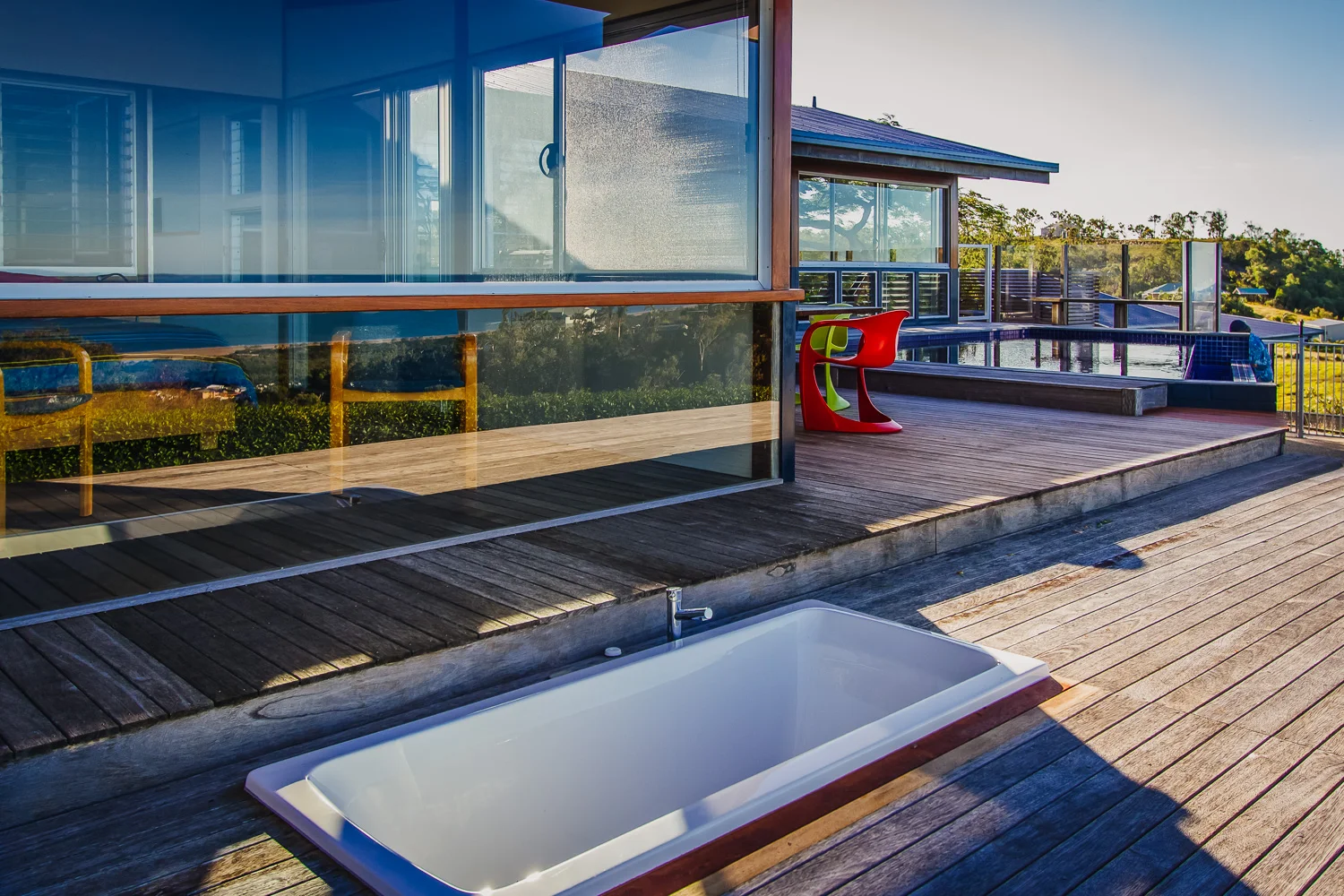 eagle-ridge-retreat-yeppoon_bath_bedroom.jpg
