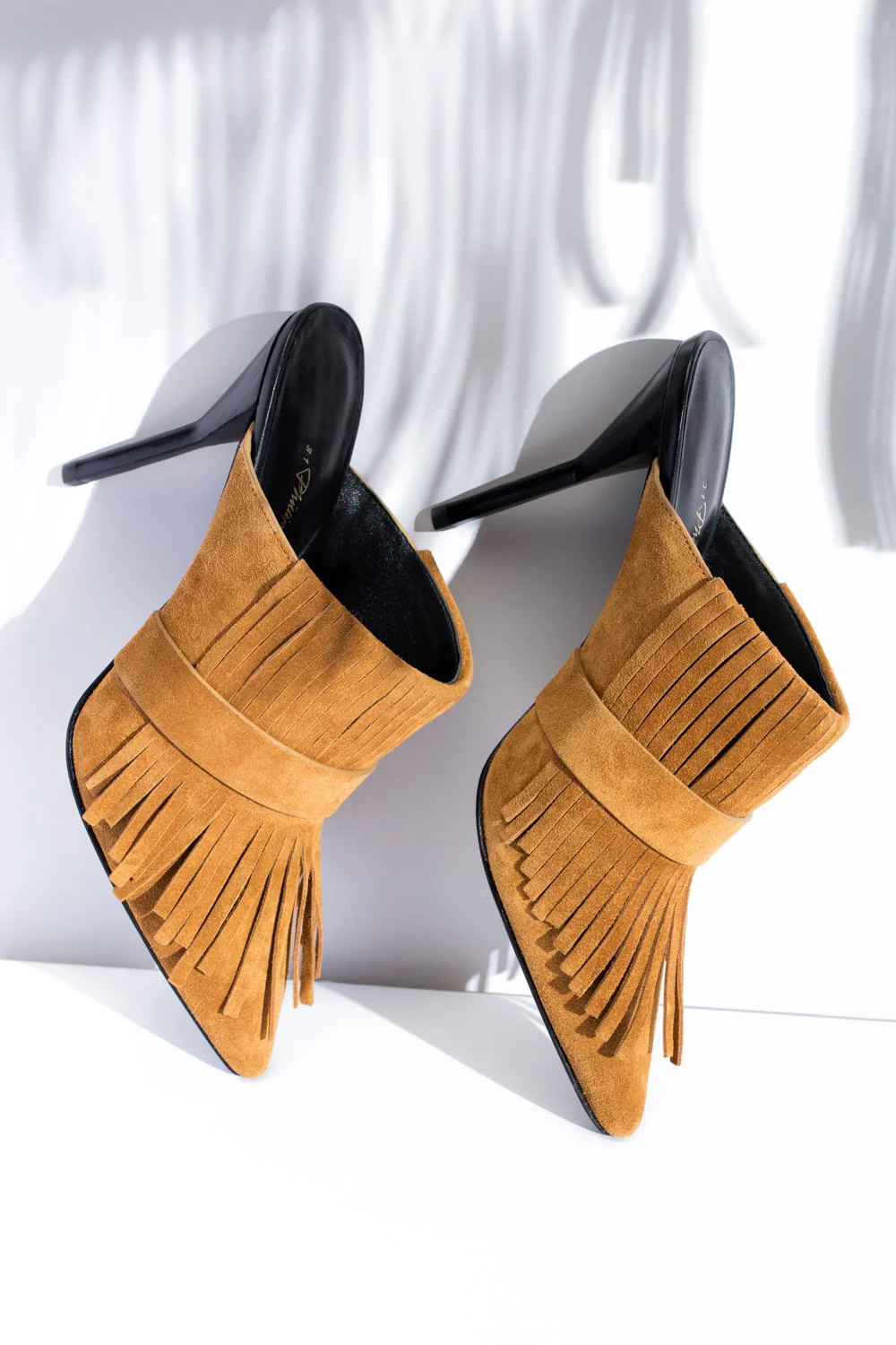 FWRD-FRINGE-SHOES-05.jpg