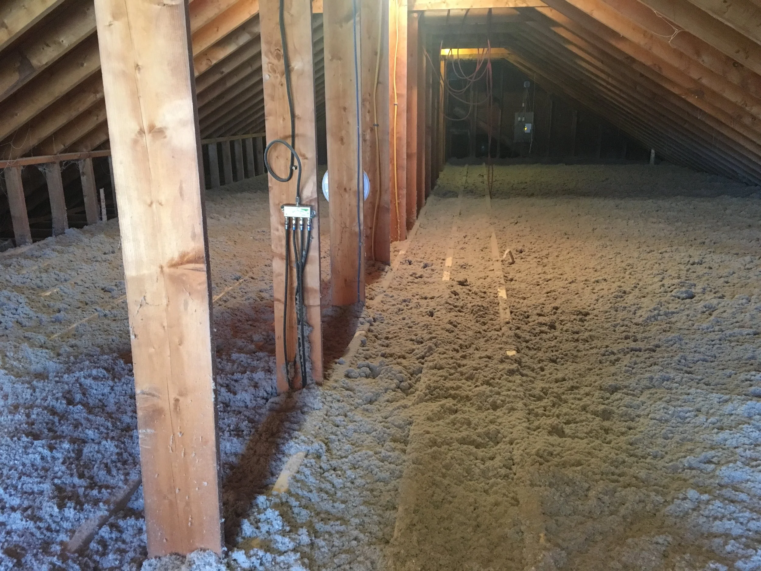 Cellulose attic insulation.jpg