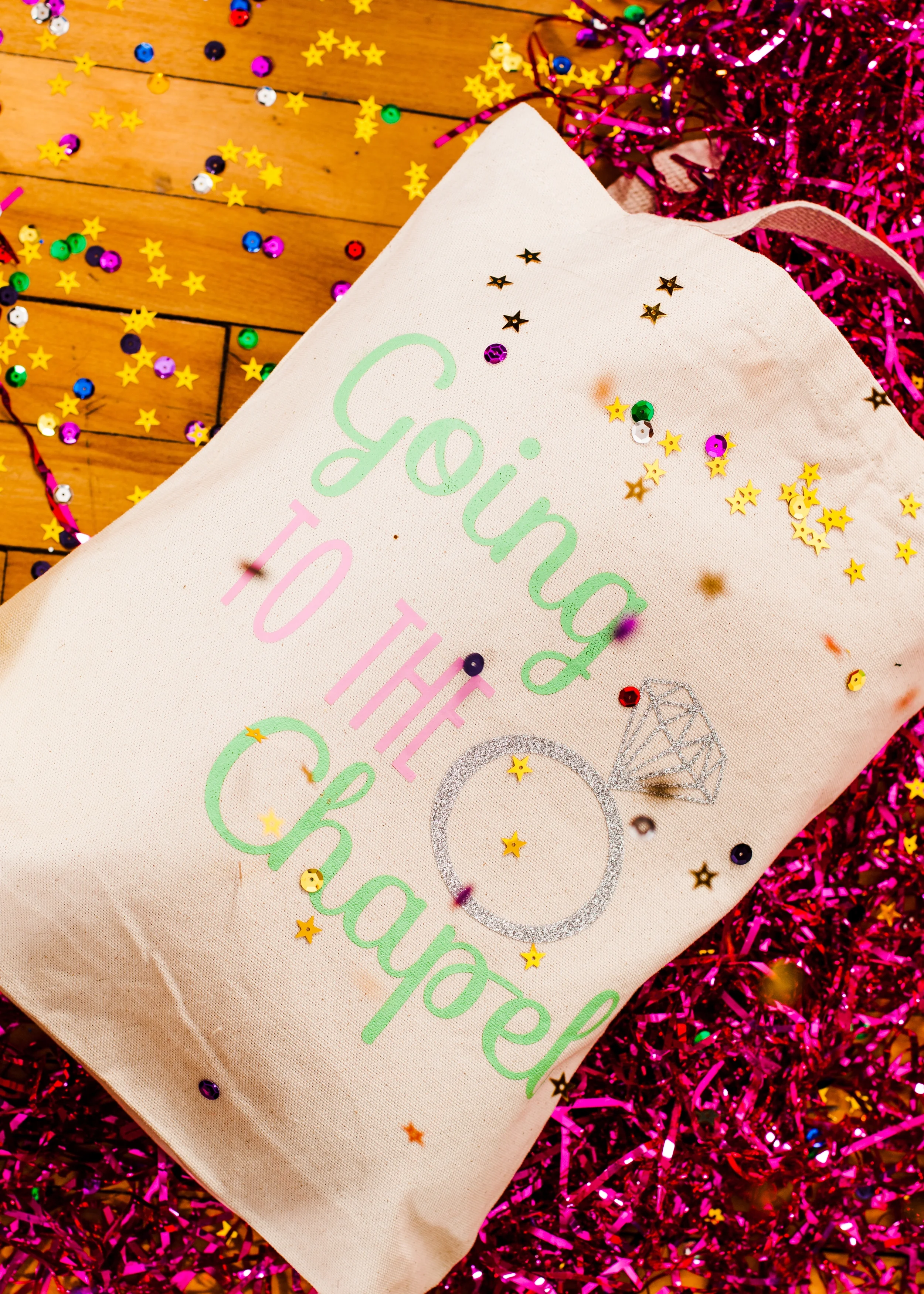 Personalized Tote Bags @www.thedetaileddiva.com.jpg