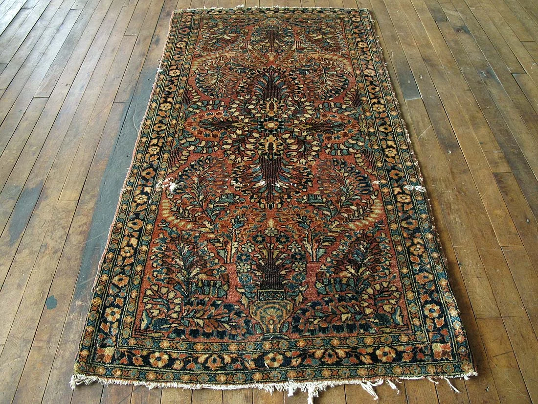 Persian Sarouk Rug 2'8x6'5"