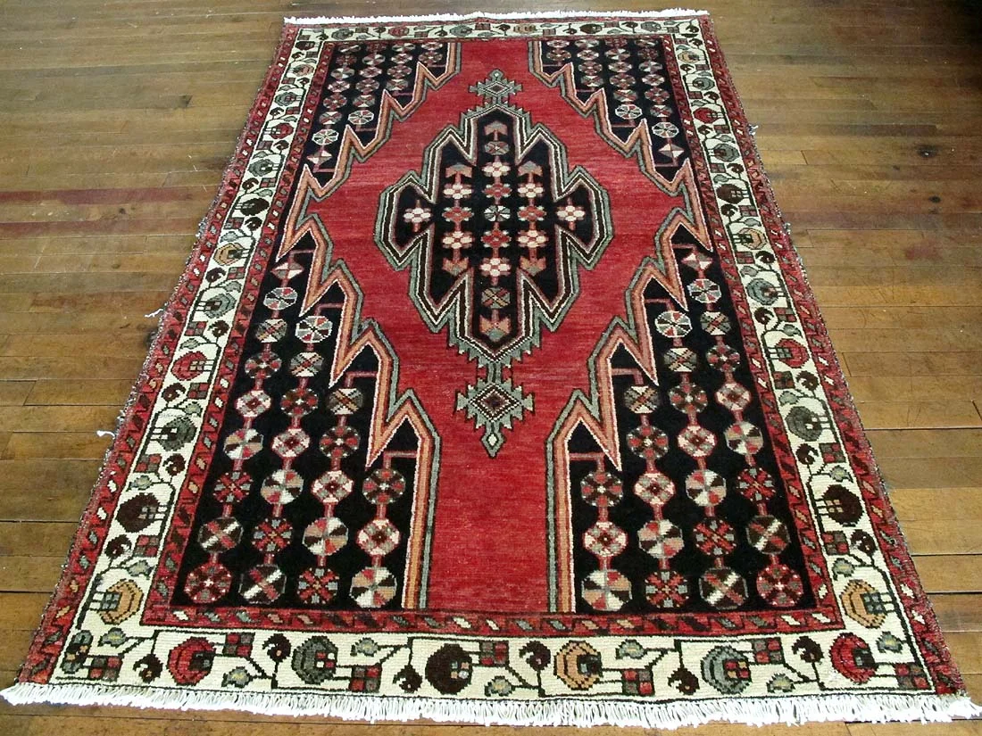 Persian Mazlaghan Rug 4'0"x6'4"