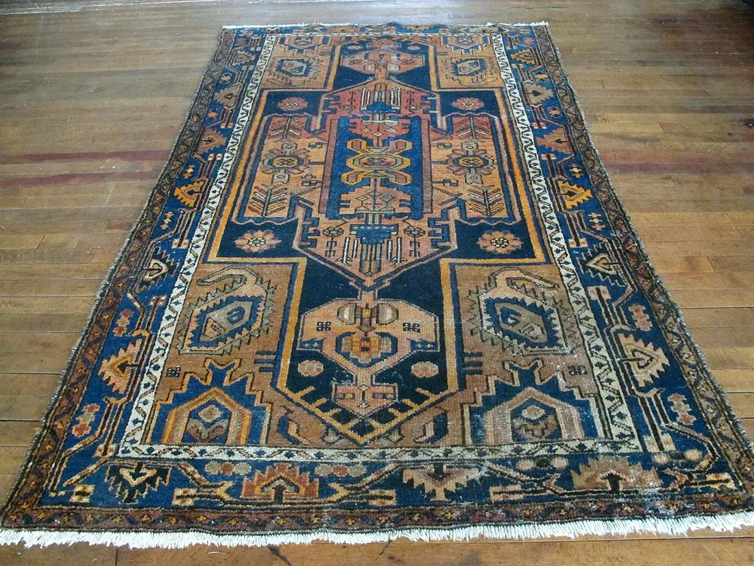 Persian Hamadan Rug 4'7"x7'0"
