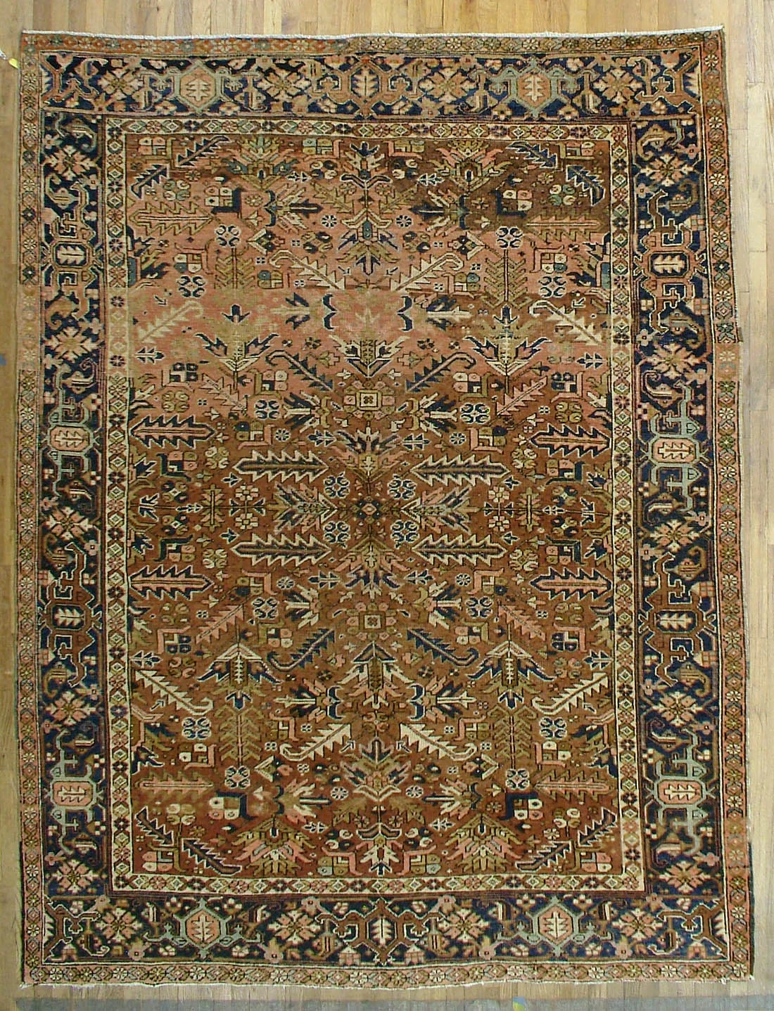 Persian Heriz Rug 7'10"x10'6"