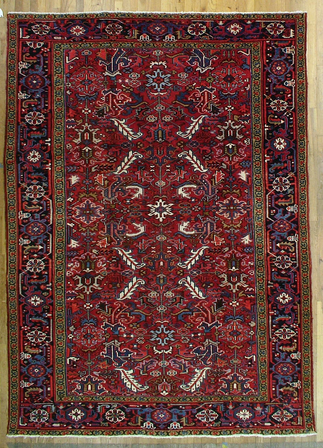 Persian Heriz Rug 7'6"x10'6"