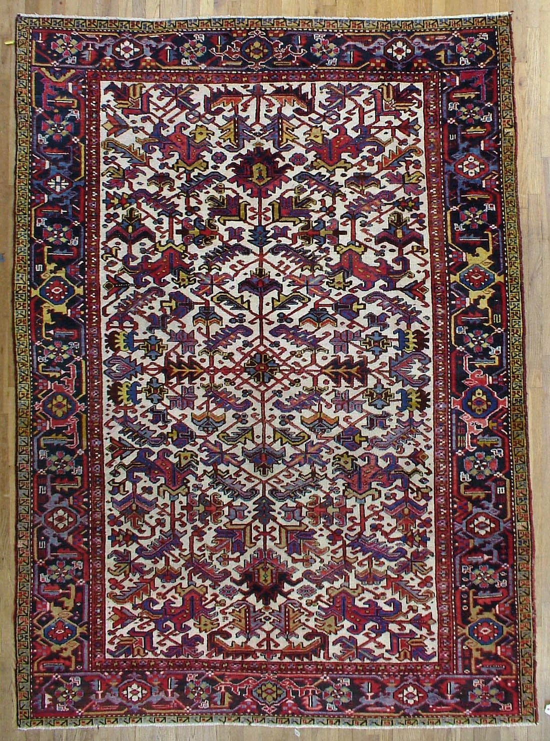 Persian Heriz Rug 7'2"x10'2"