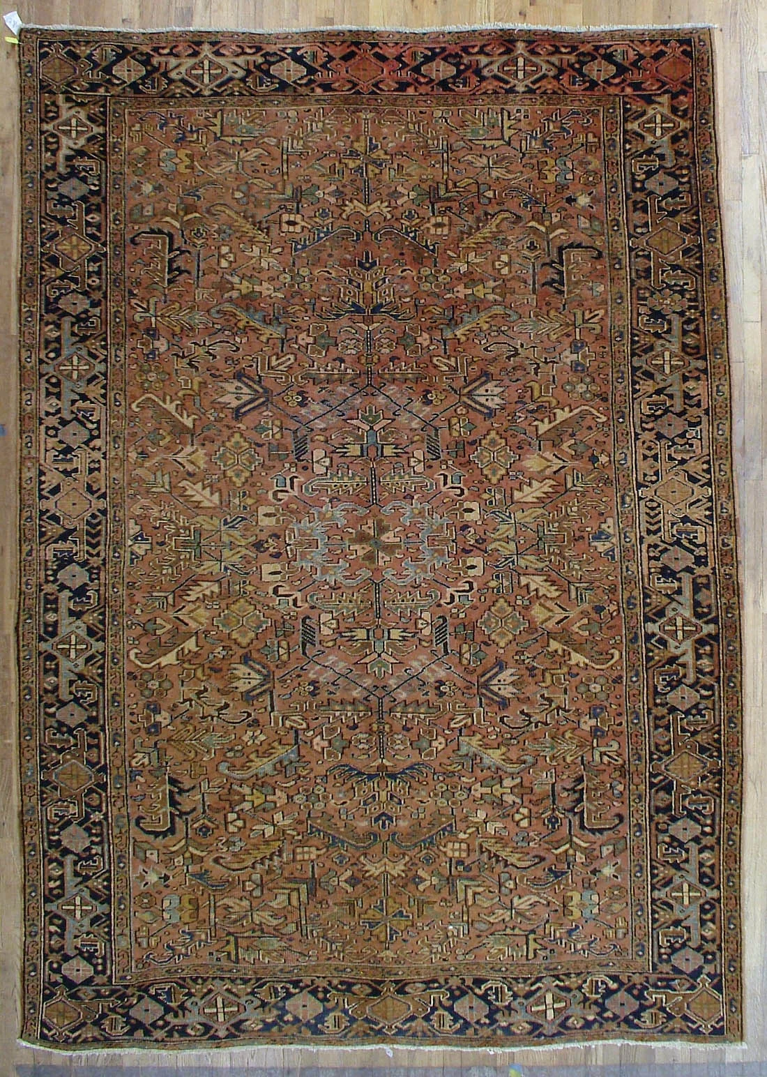Persian Heriz Rug 7'9"x11'2"