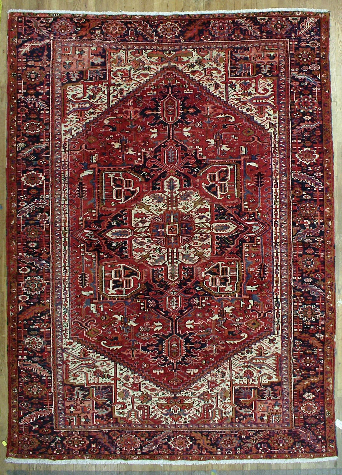 Persian Heriz Rug 8'4"x11'6"