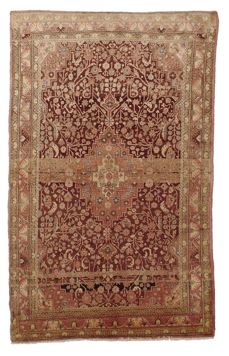 Persian Sarouk Rug 4'5"x6'5"