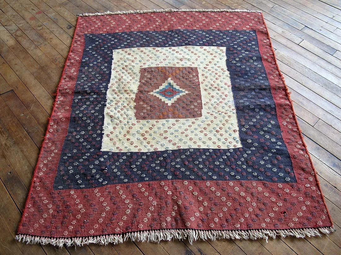 Vintage Shiraz Kilim 3'4"x3'11"