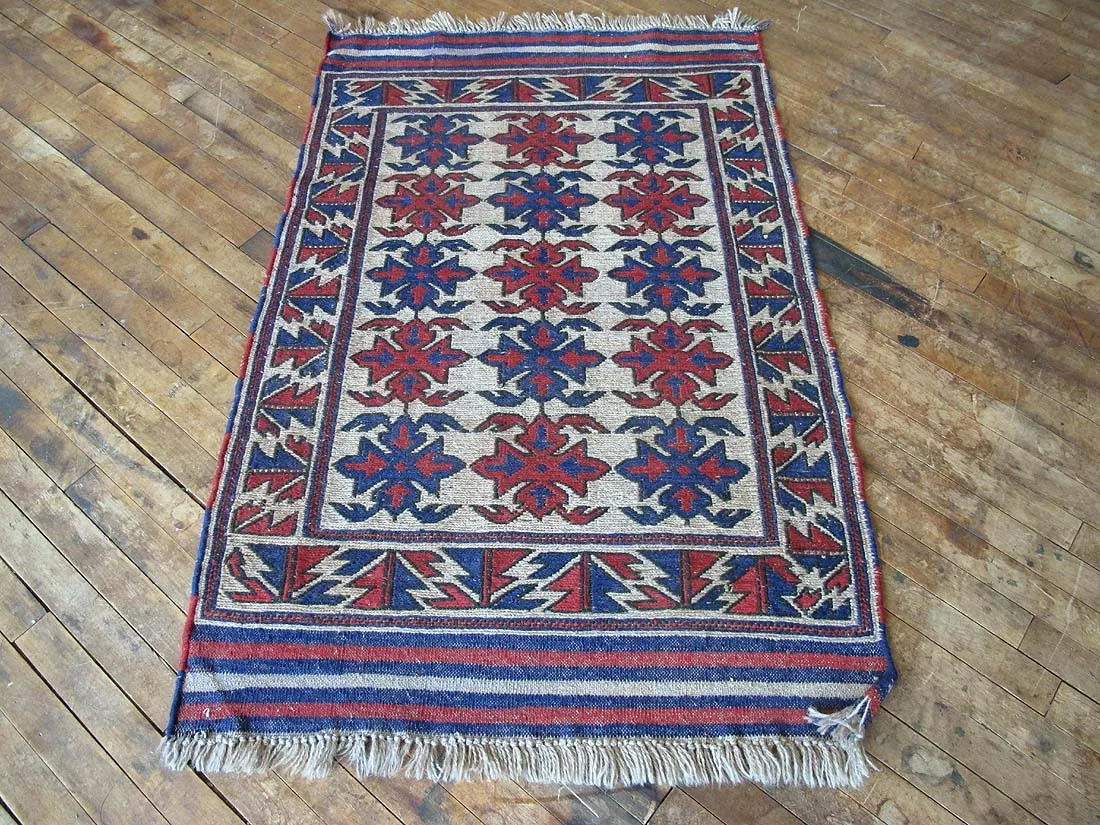 Vintage Persian Sumak Kilim 3'0"x4'8"