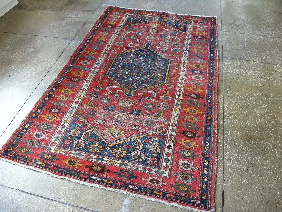 Antique Persian Hamadan Rug 4'2"x6'6"