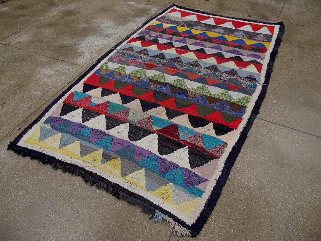 Mid Century Persian Kilim 5'3"X8'5"