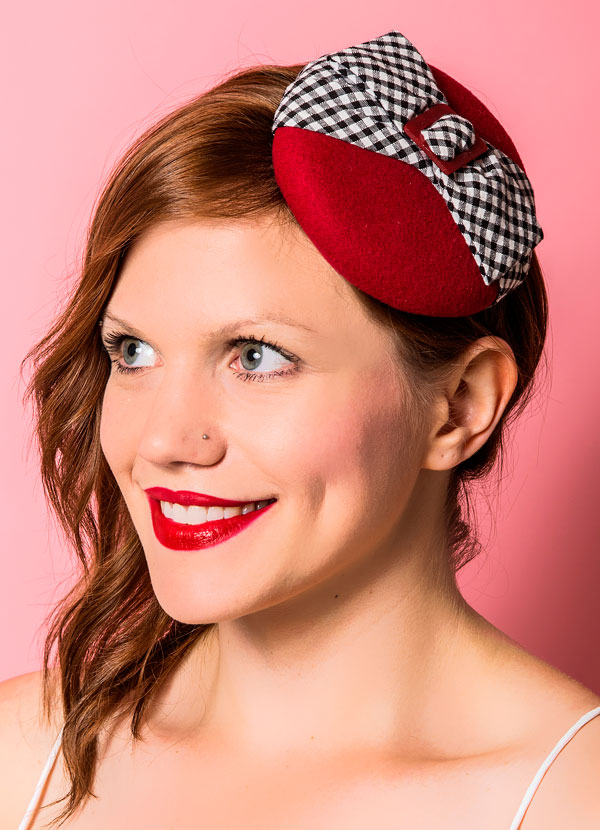 Red felt mini hat with gingham bow