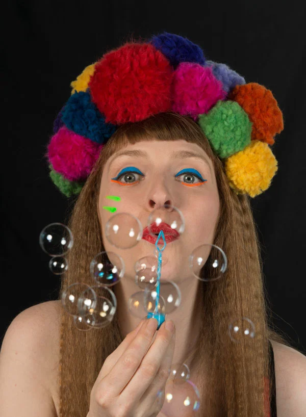 Large multicolour pompom band
