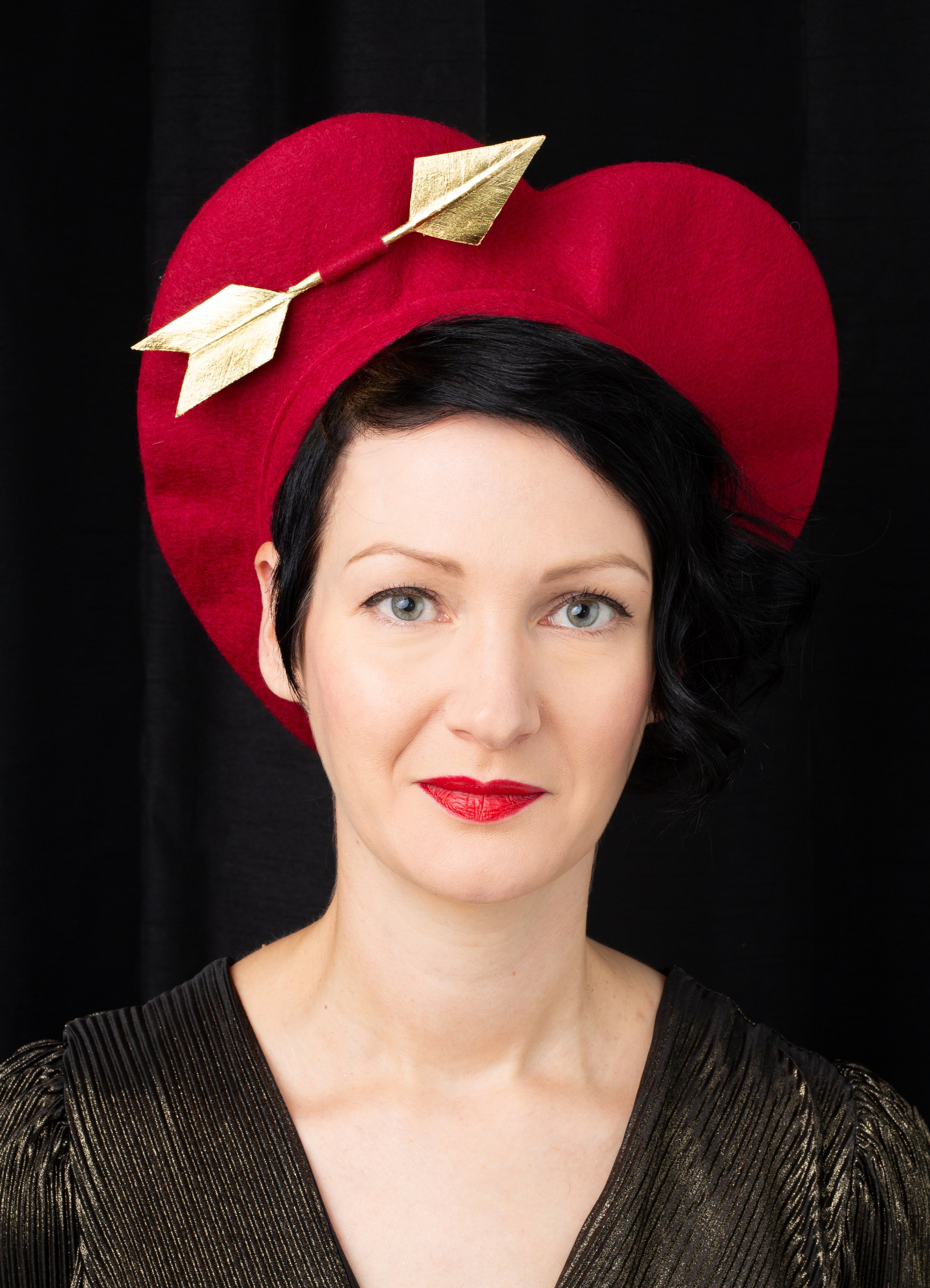 Red felt heart beret with golden arrow