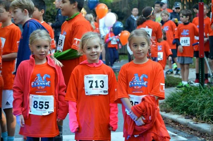orange girls.jpg
