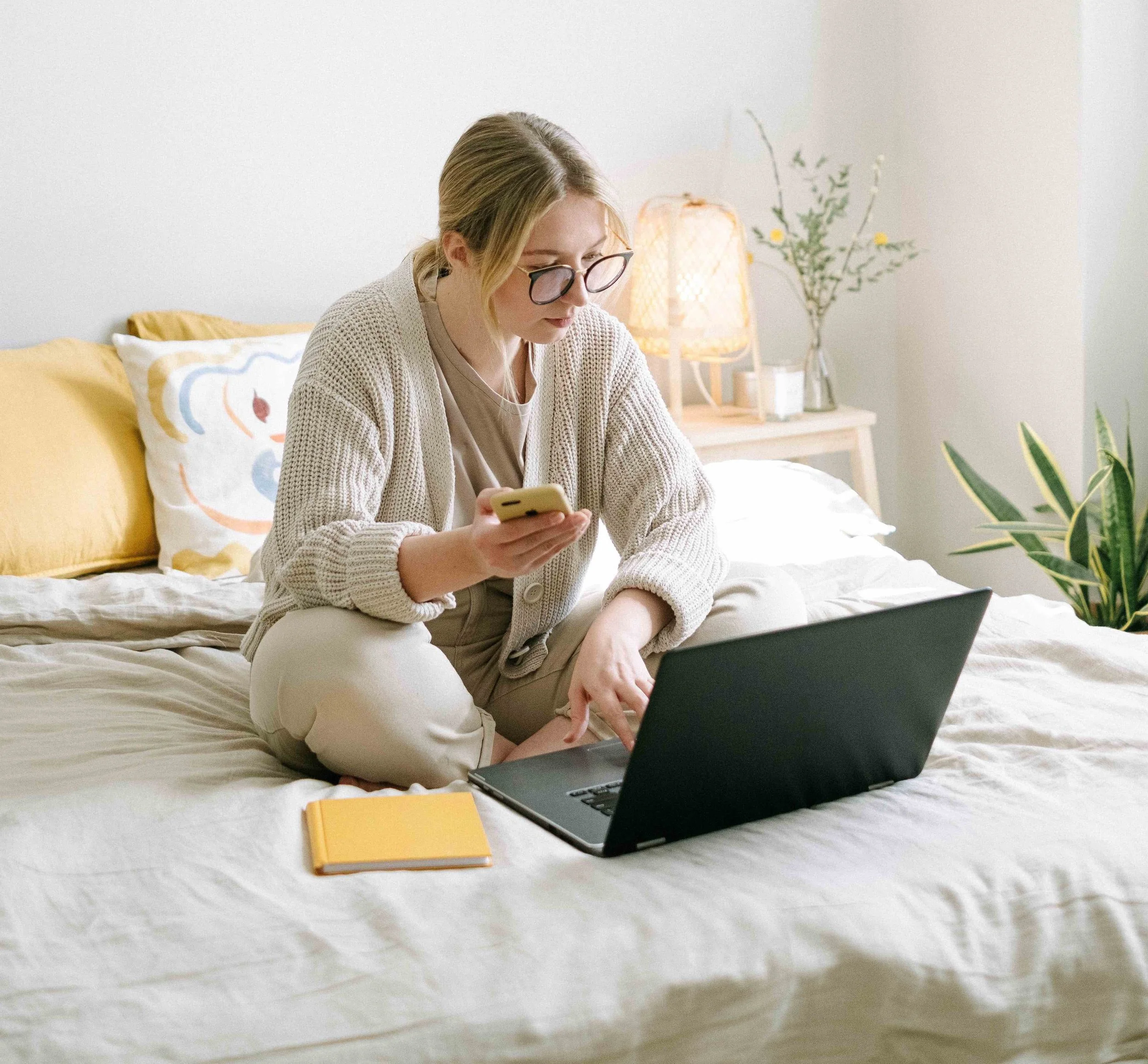 Online vs In-person Therapy – which should you choose?