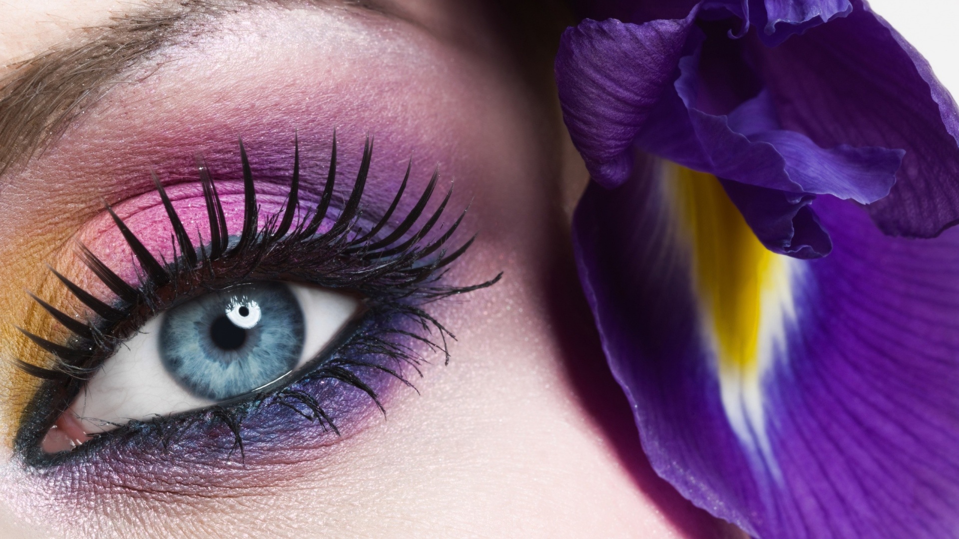 Purple-Eye-Makeup-1920x1080.jpg