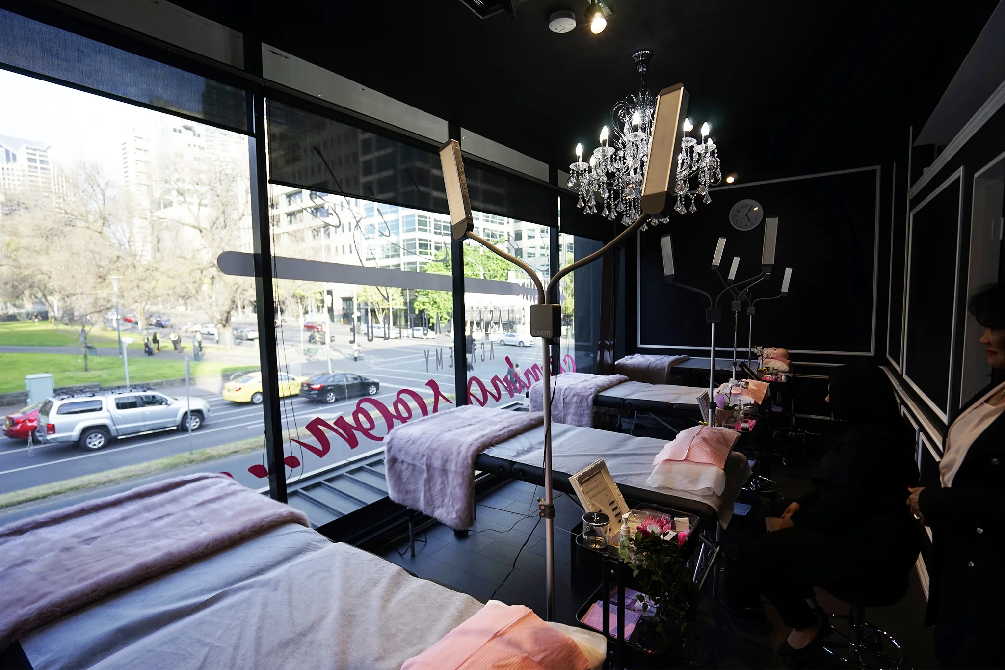 NEW EYELASH EXTENSION TRAINING SALON IN MELBOURNE CBD