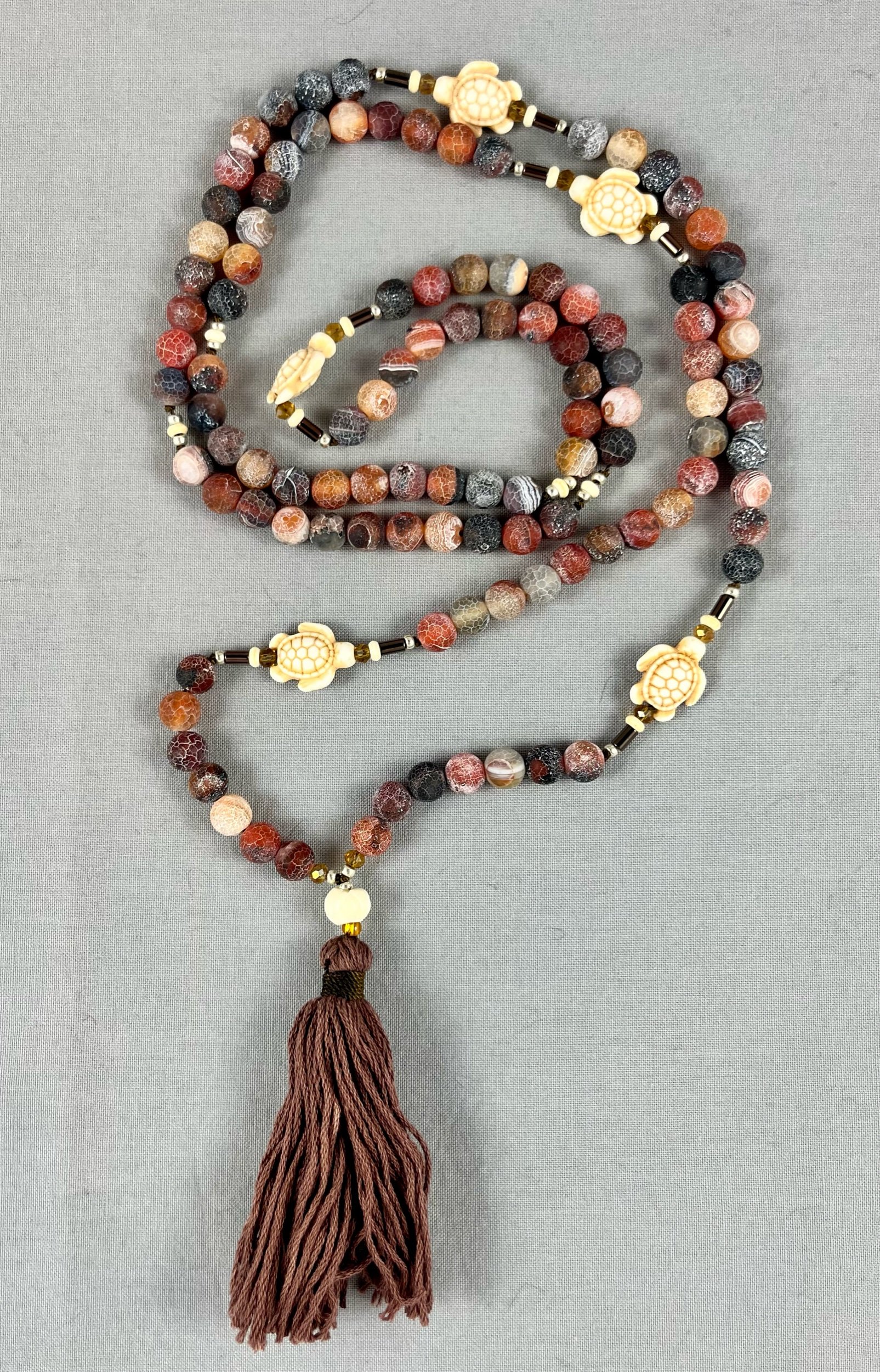 30 - Dragon vein agate with turtles (on consignment)