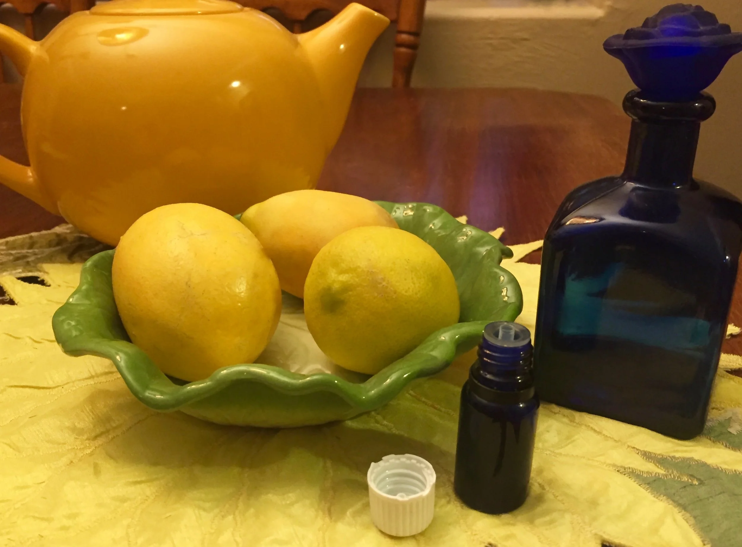 LEMON PHOTO FOR LEMON GERANIUM - 1.jpg