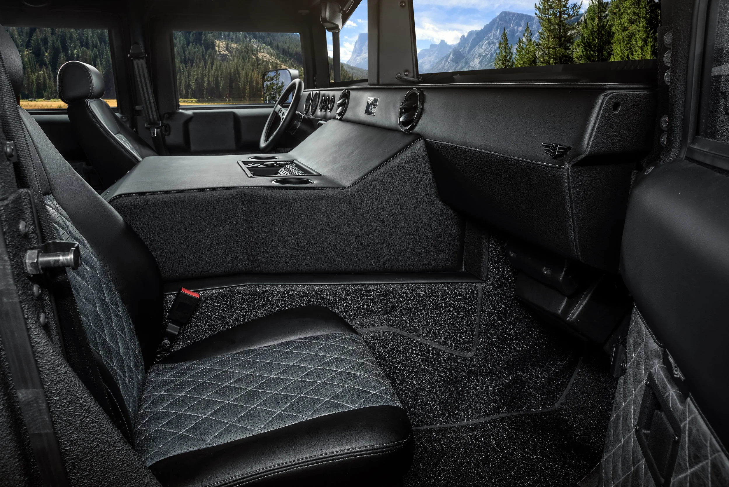 Finished_Milspec_002_Interior.jpg