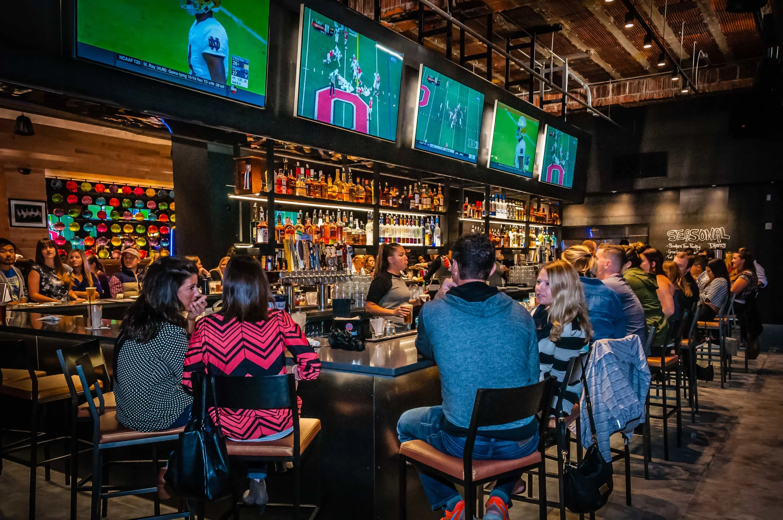 bar-crowd-side.jpg