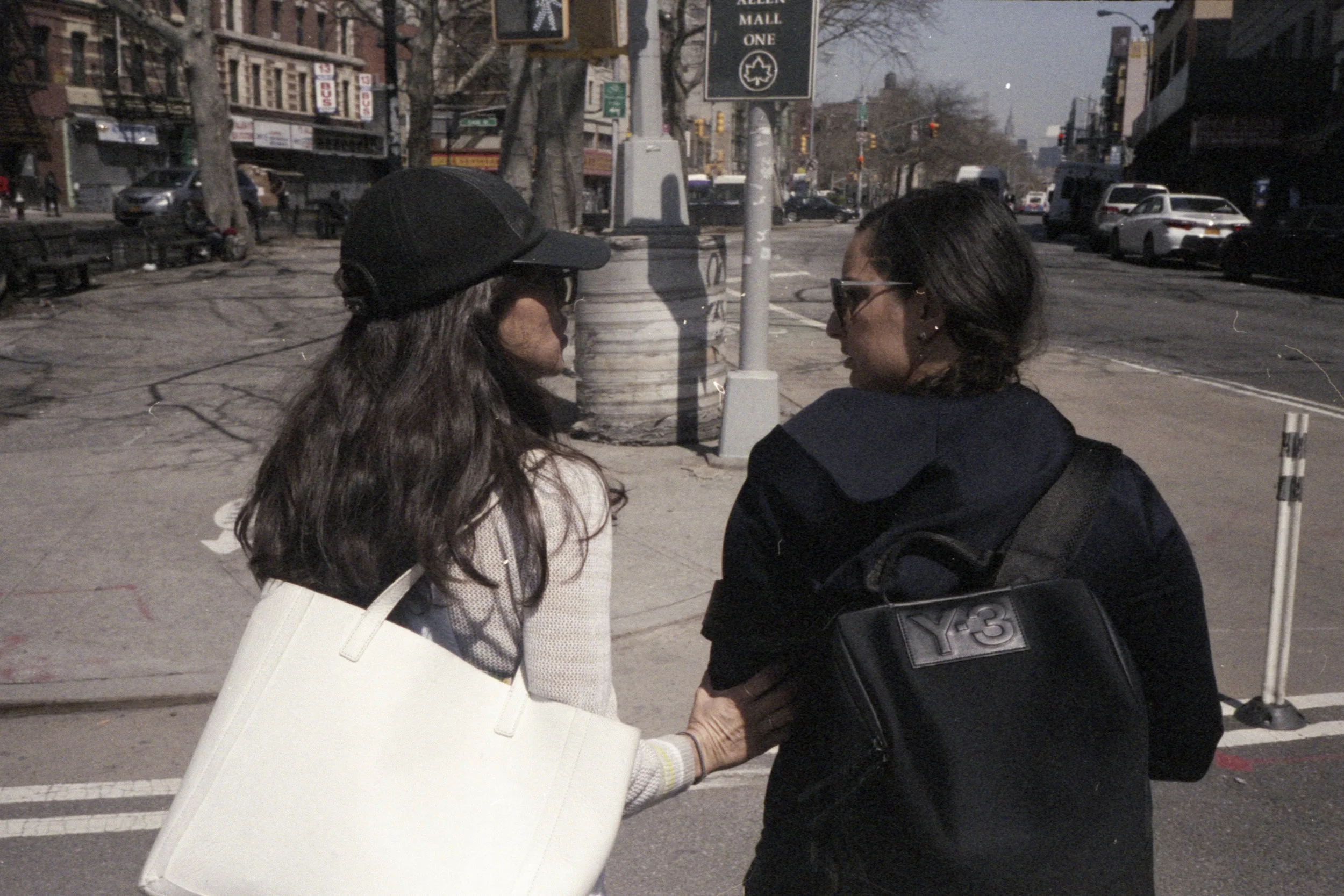 coworkers_1600superia046.jpg