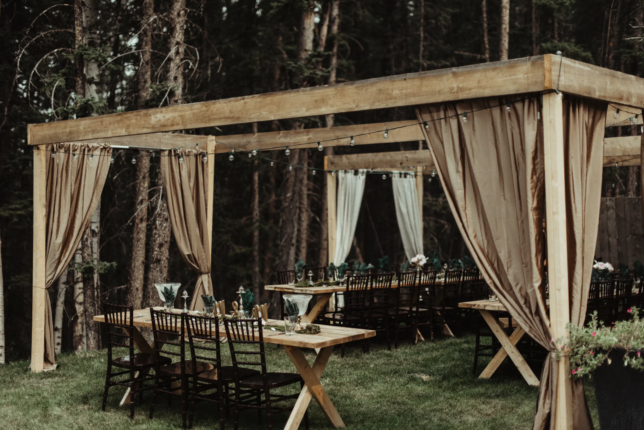 W+J - Calgary Wedding Photographer - Ghost Lake - Rocky Mountain Wedding-43.jpg