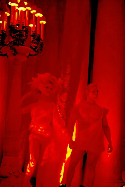 hannibal_005_book.jpg