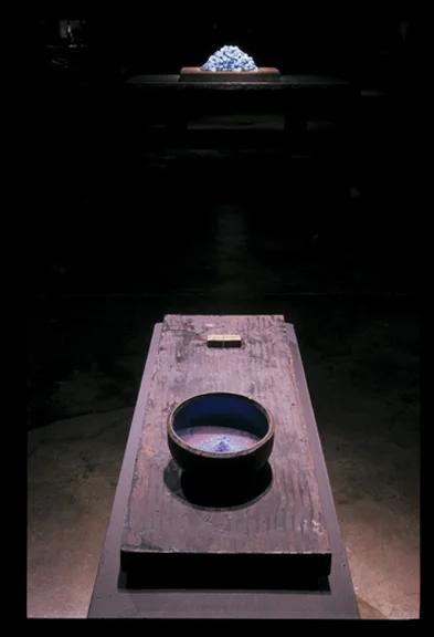donald g longcrier_facing the desert_untitled gallery_2002 installation view 7.jpg
