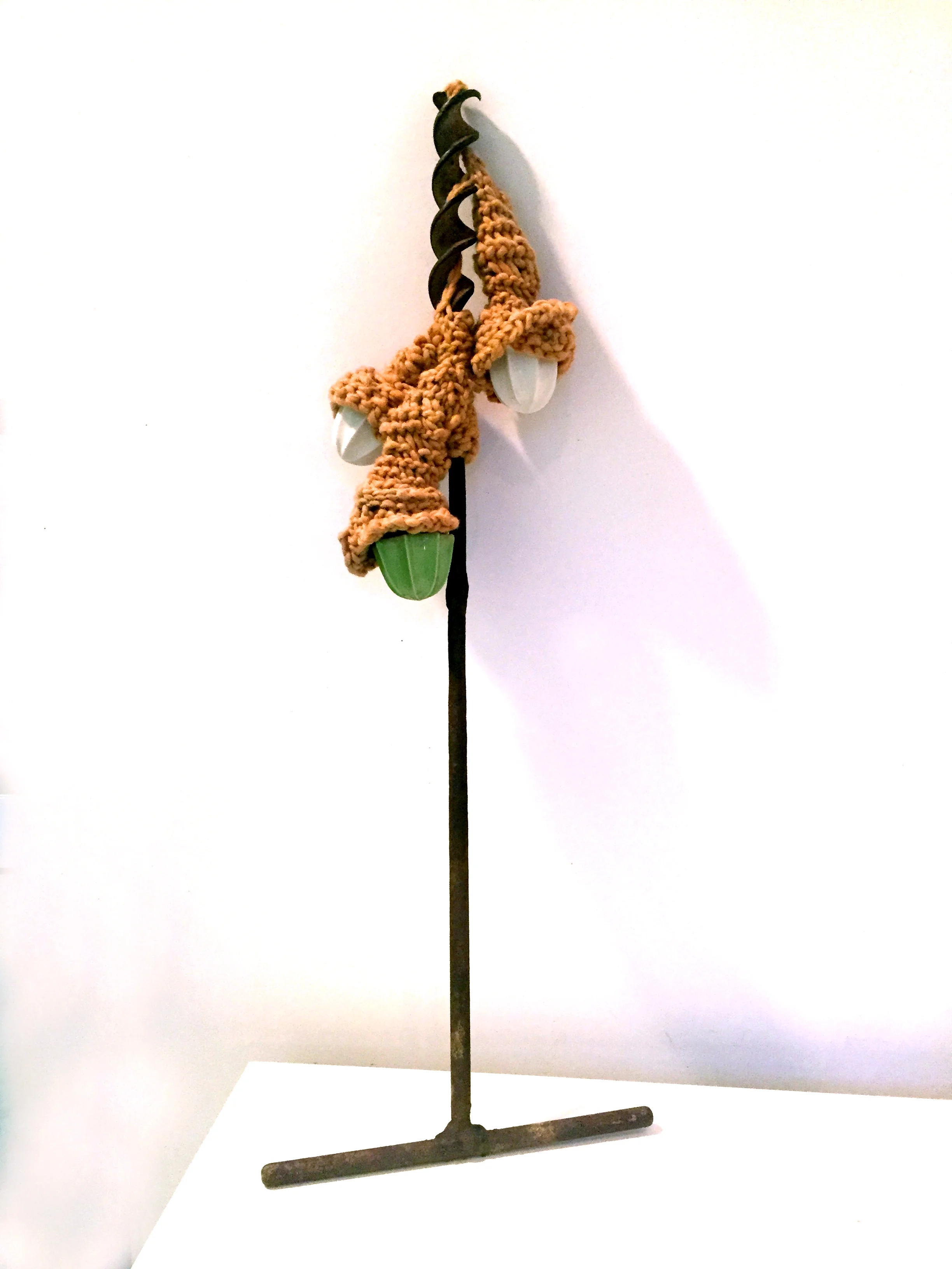 totem 34 x 10 x 9 inches auger, citrus attachment for mixer, yarn.