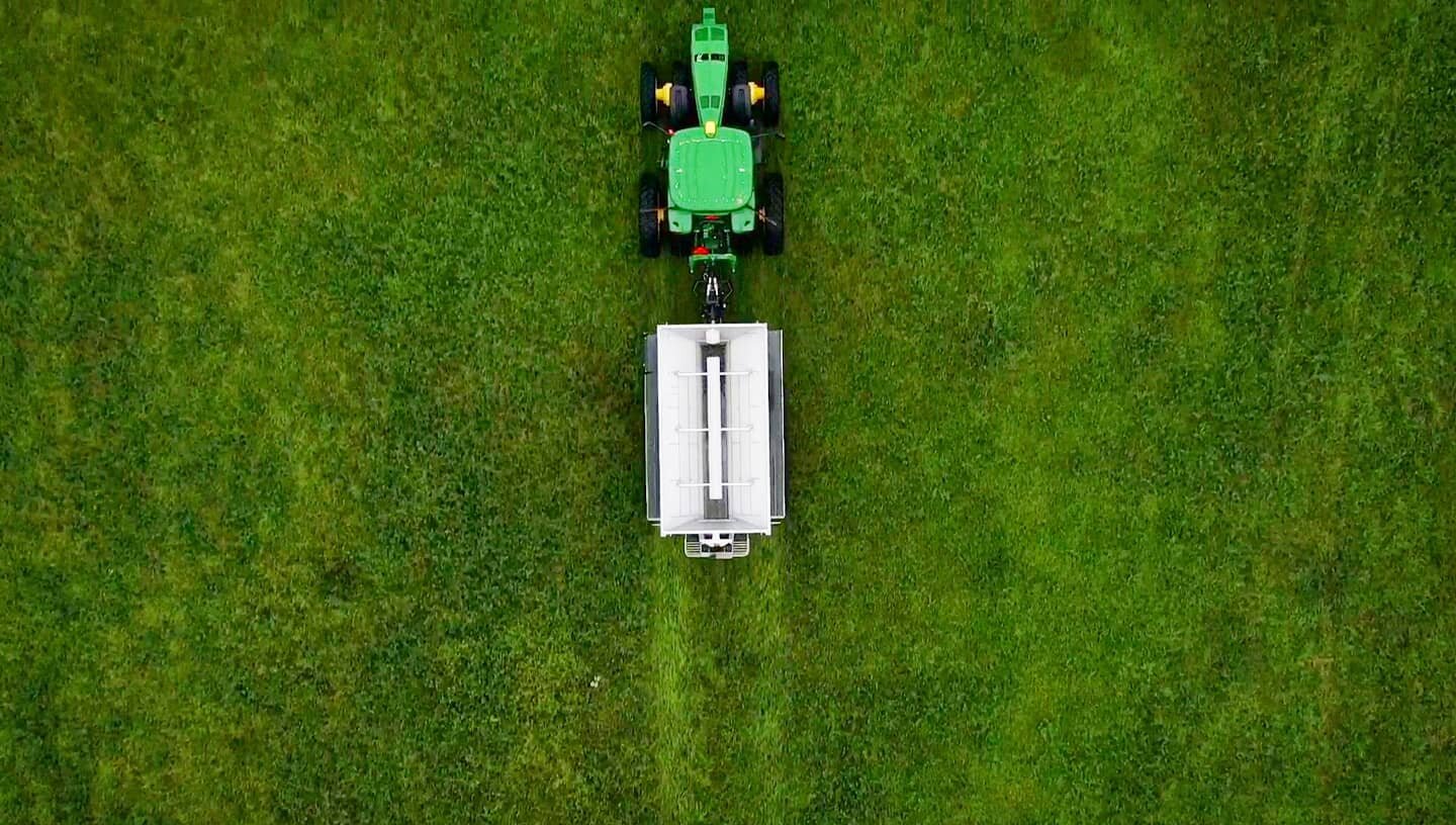 Our yearly obligatory #filming in a #field in #summer in #Illinois pic. Had to throw my #camera really high to get this shot. 😊
.
.
.
#mavic2zoom #dronephotography #dronevideos #dronevideo #aerialphotography #farming #agriculture #Midwest