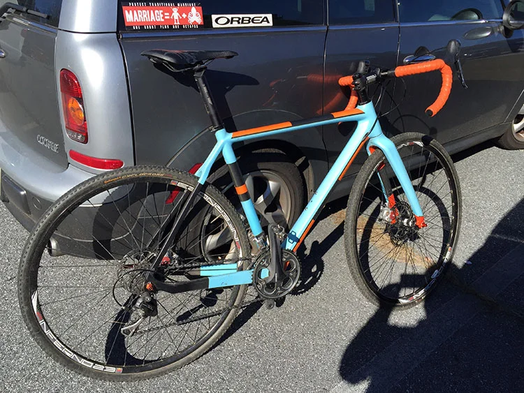 No logo, custom bike?
